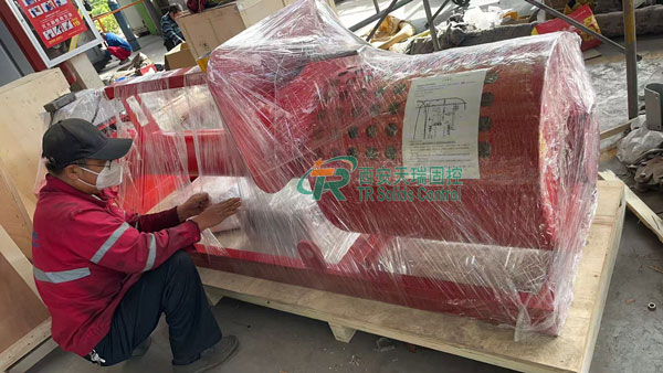 西安天瑞為客戶定制臥式點(diǎn)火裝置打包發(fā)貨