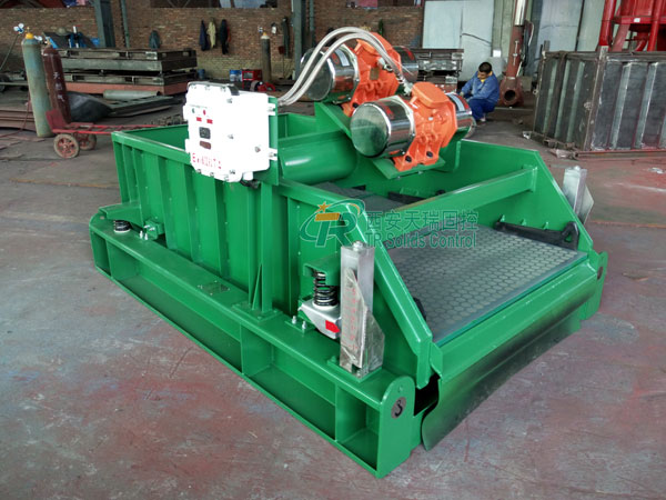 天瑞固控703直線振動篩