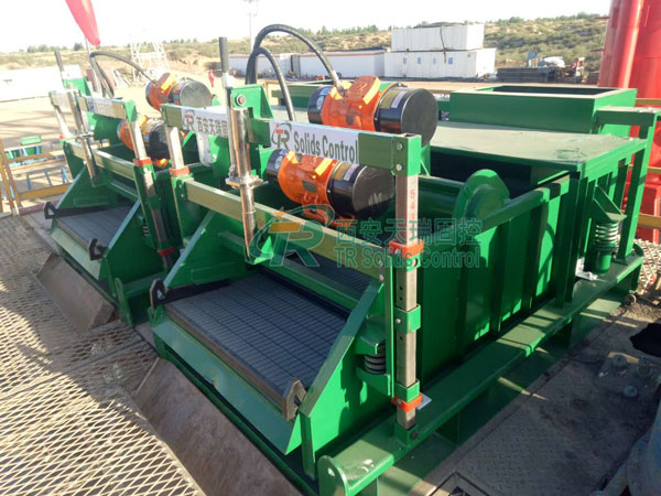 振動篩現(xiàn)場-油田振動篩設(shè)備配件